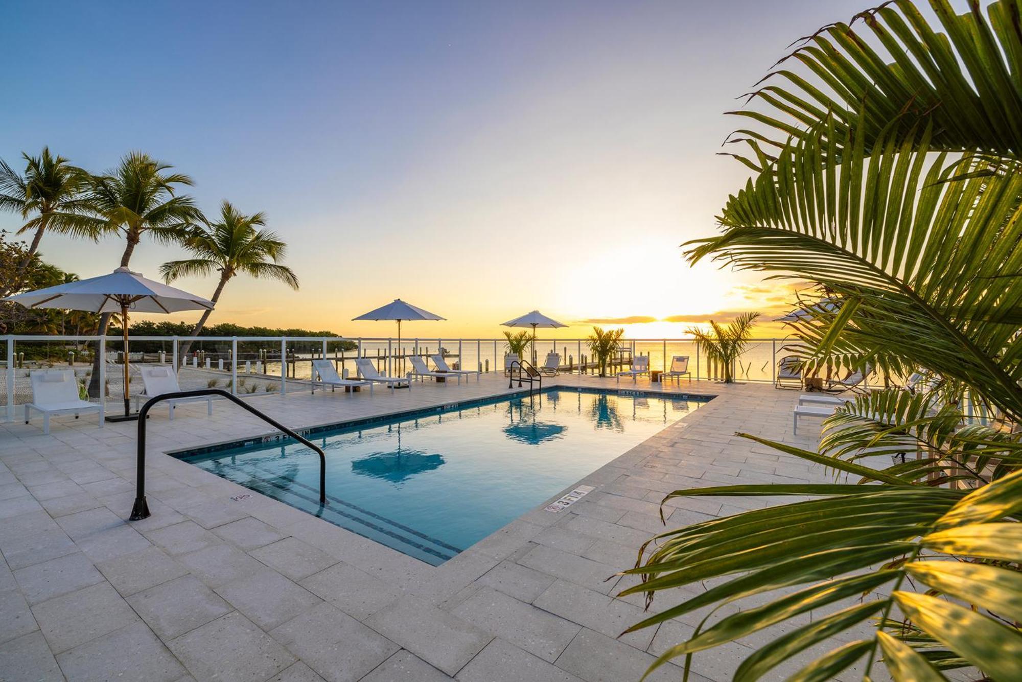 Pines & Palms Resort Айламорада Экстерьер фото