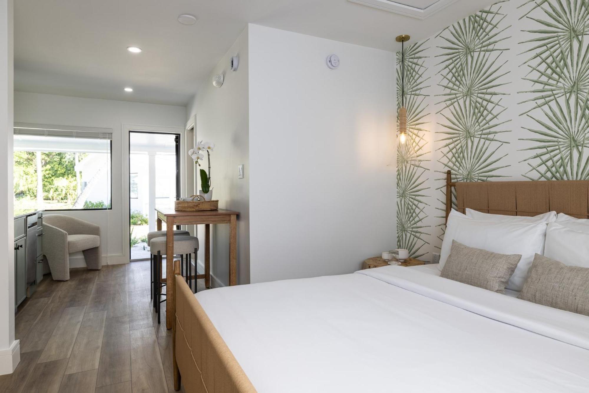 Pines & Palms Resort Айламорада Экстерьер фото
