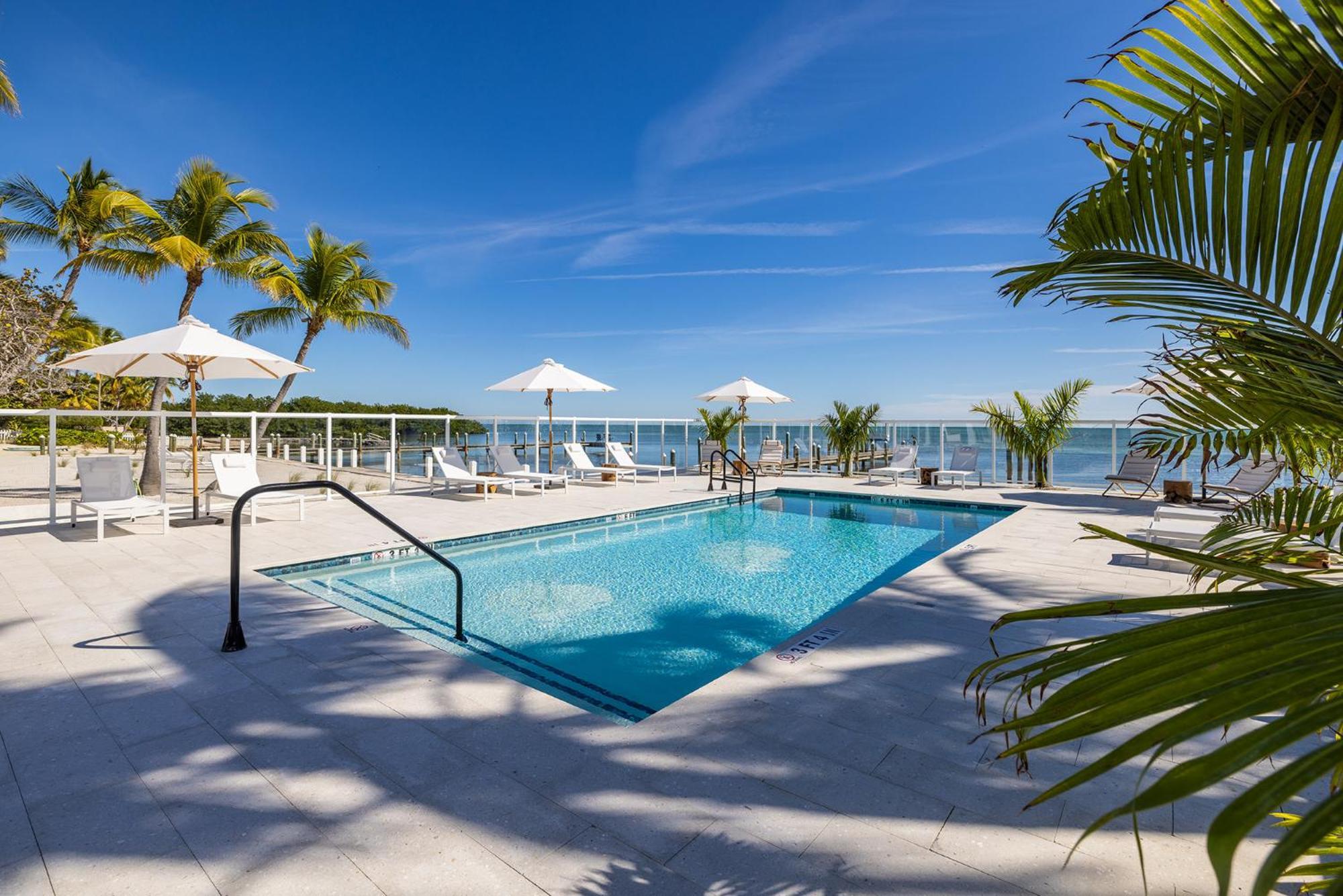 Pines & Palms Resort Айламорада Экстерьер фото